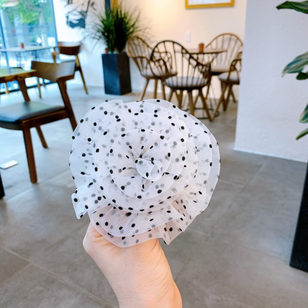 AC20-31 Ghim áo màu chấm bi, Cài áo hoa độc đáo, Ghim cài áo hoa voan, Hoa cài áo nữ