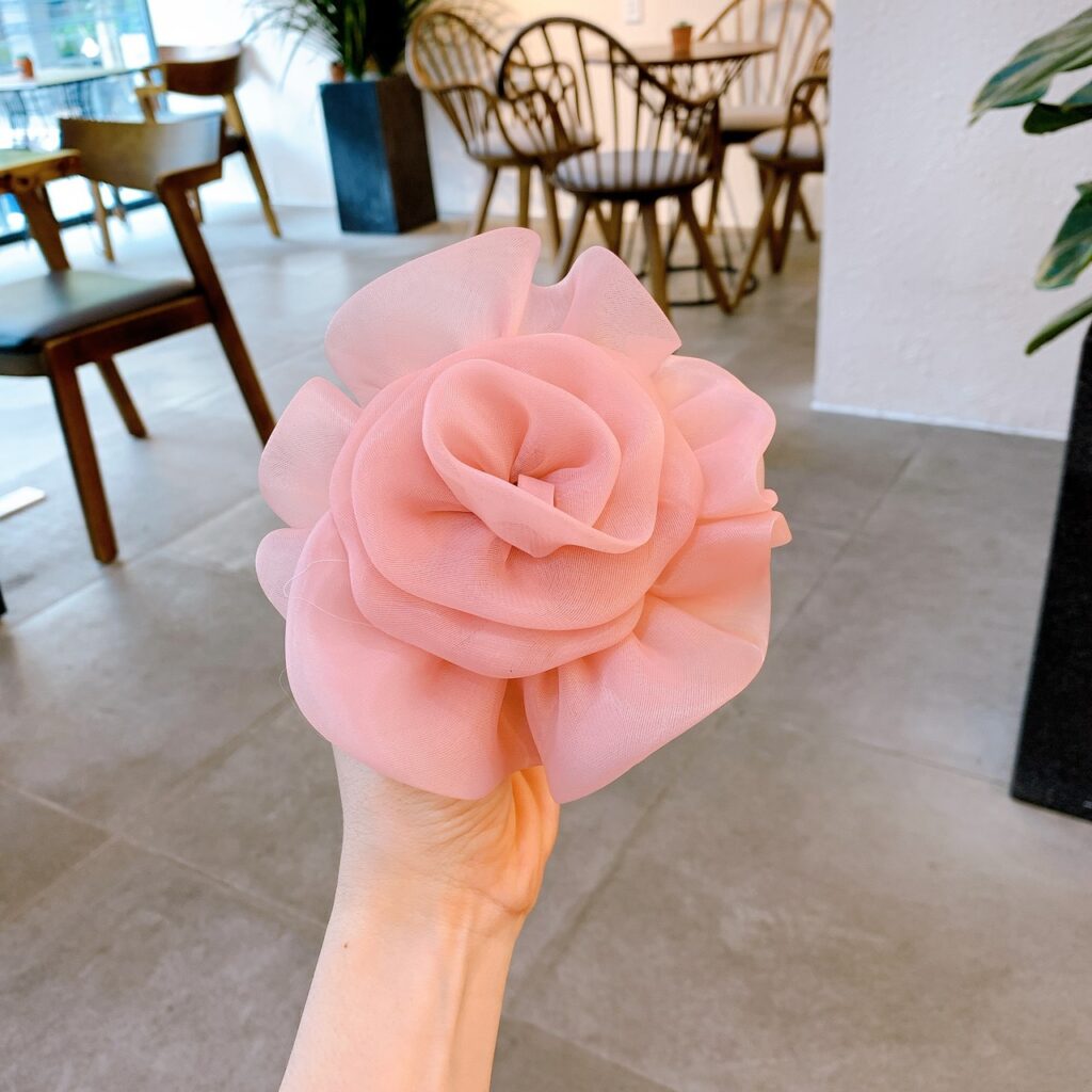 AC20-35 Ghim áo màu hồng đào, Cài áo hoa độc đáo, Ghim cài áo hoa voan, Hoa cài áo nữ