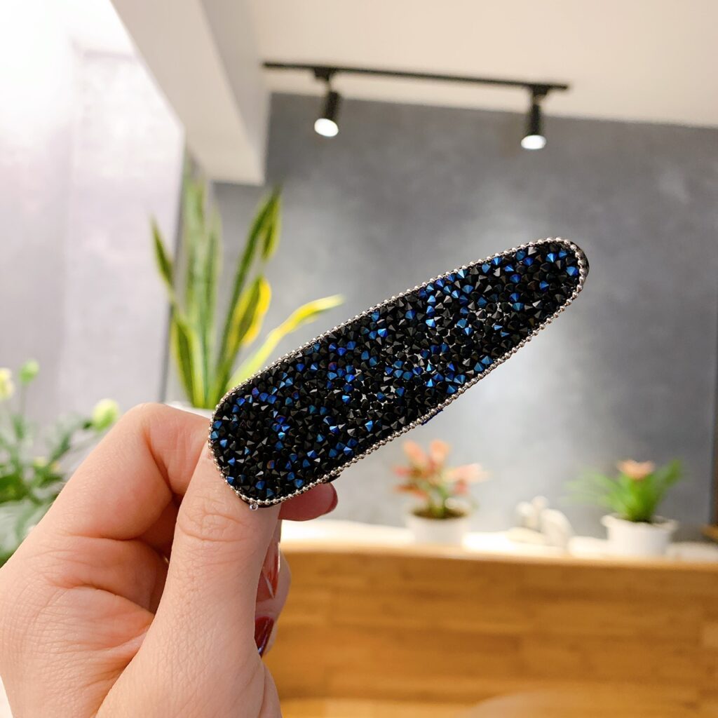 Kẹp tóc MỎ VỊT đính đá XANH ĐEN lấp lánh AK7559