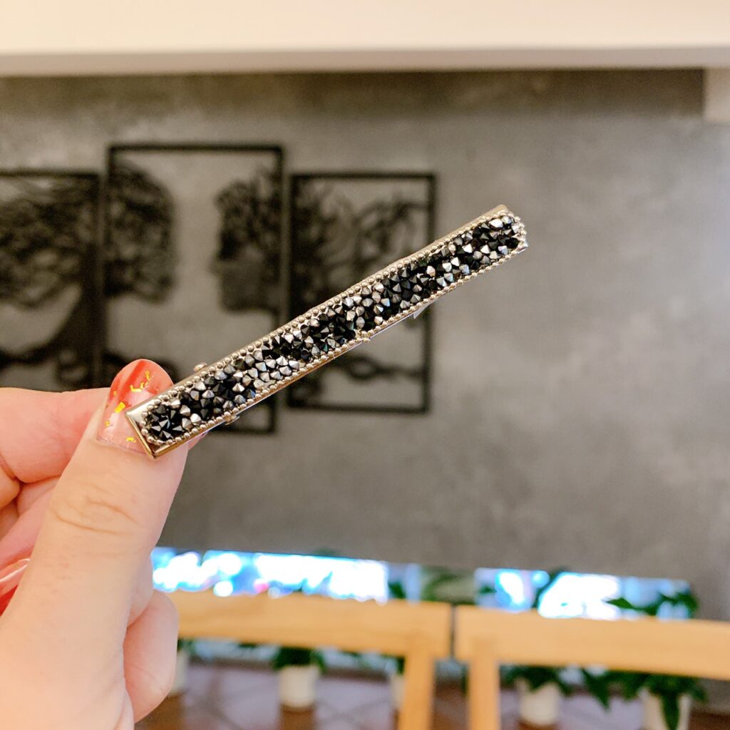 Kẹp mỏ vịt ĐÁ XANH TRẮNG đơn giản lấp lánh AK7598