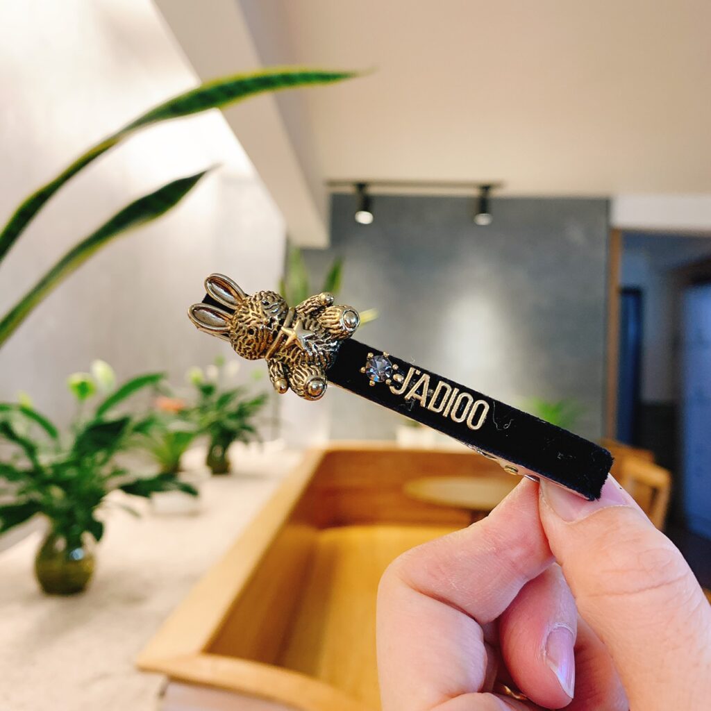 Kẹp tóc mỏ vịt JADIOR THỎ XINH AK8222