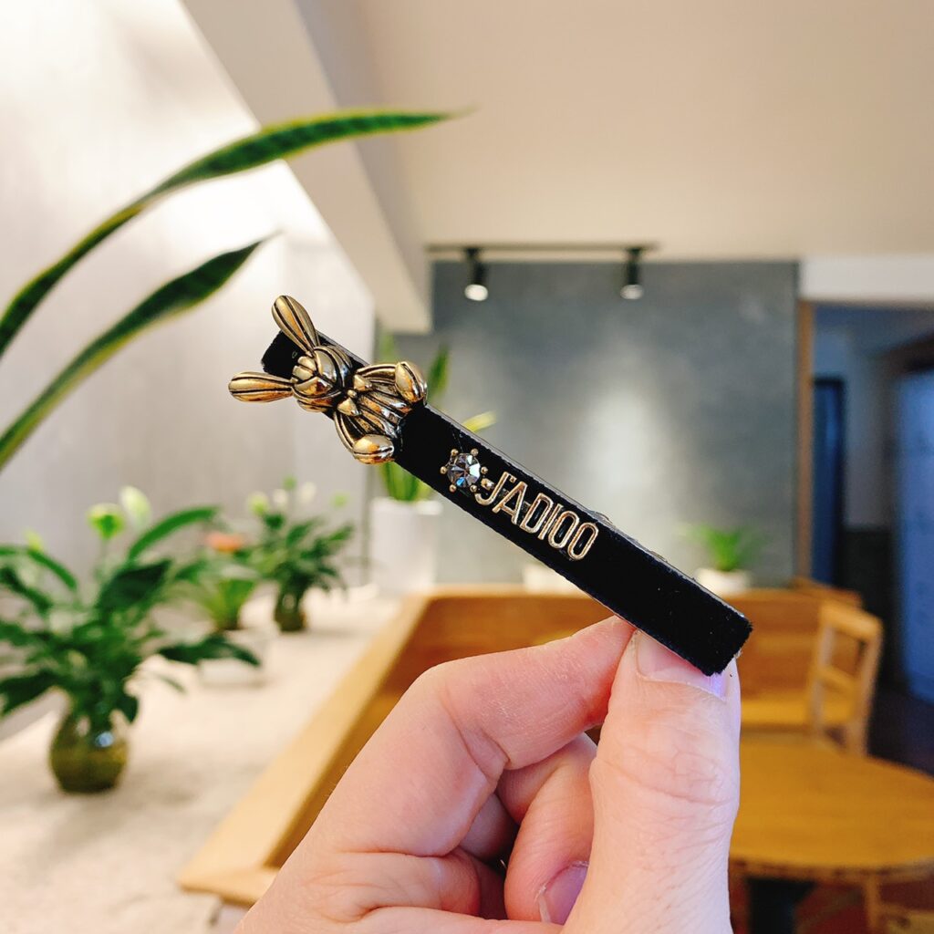 Kẹp mái mỏ vịt THỎ XINH JADDIO cao cấp AK8224