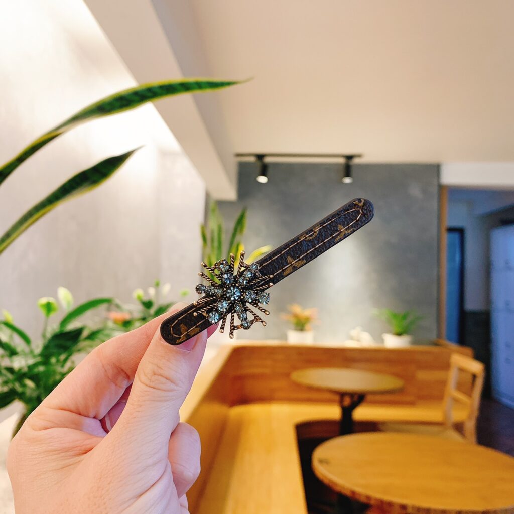 Kẹp tóc mỏ vịt BÔNG TUYẾT đính đá thiết kế cao cấp AK8295