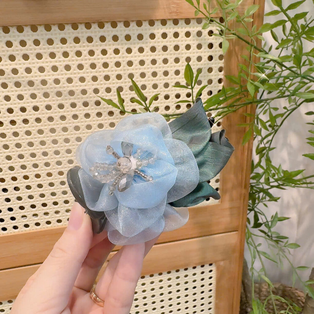 Kẹp tóc 3 răng Mix Hoa XANH xinh đẹp độc đáo AK2498