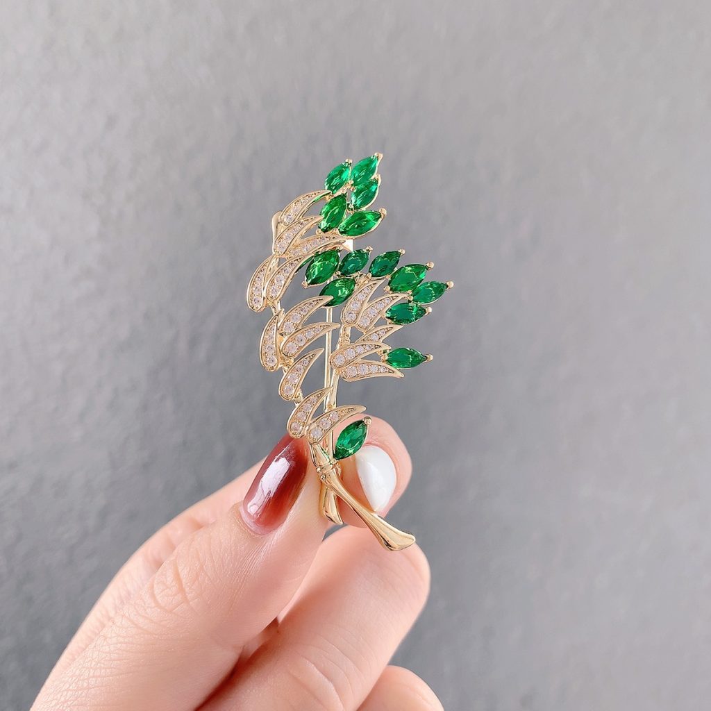 Cài áo cây liễu chiếc lá đính đá cao cấp AC4000