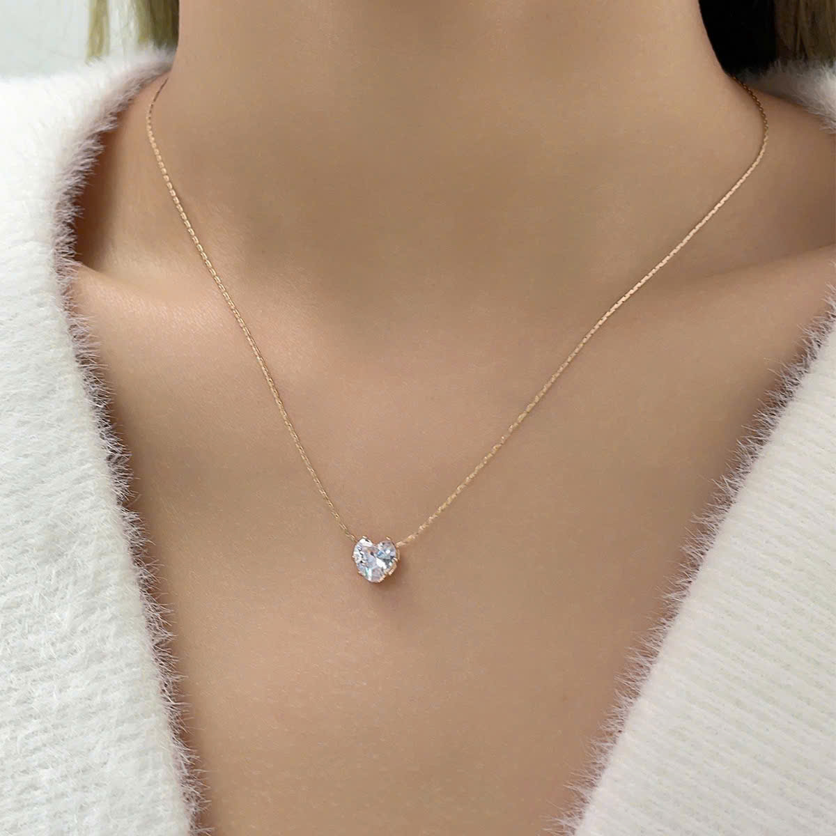Dây chuyền vàng hồng mặt trái tim đá AB5560