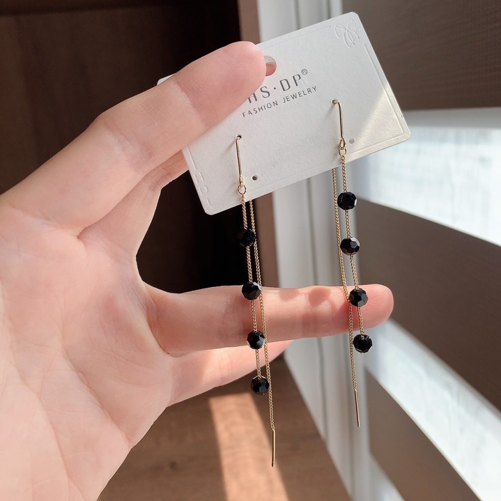 Bông tai tua rua thanh mảnh đi tiệc độc đáo AB3889