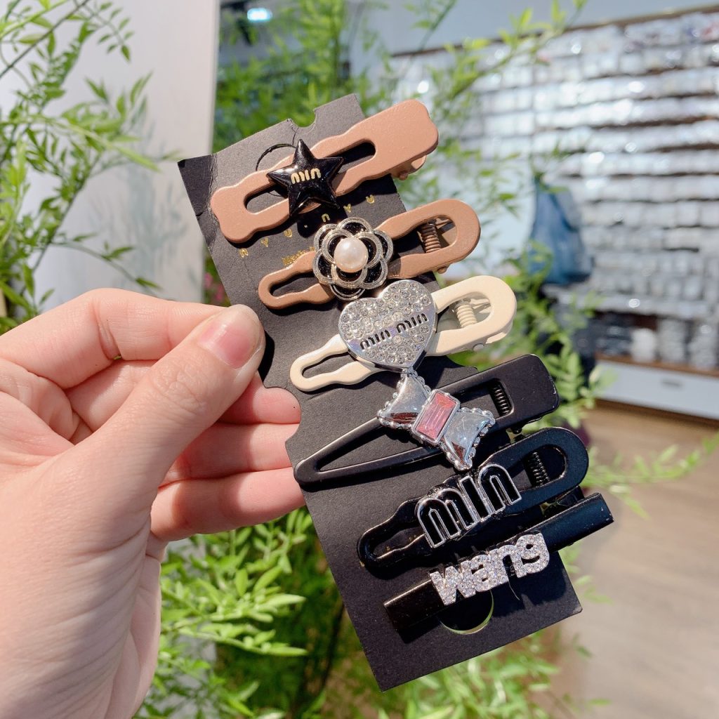 Sét 7 kẹp tóc màu sắc B158