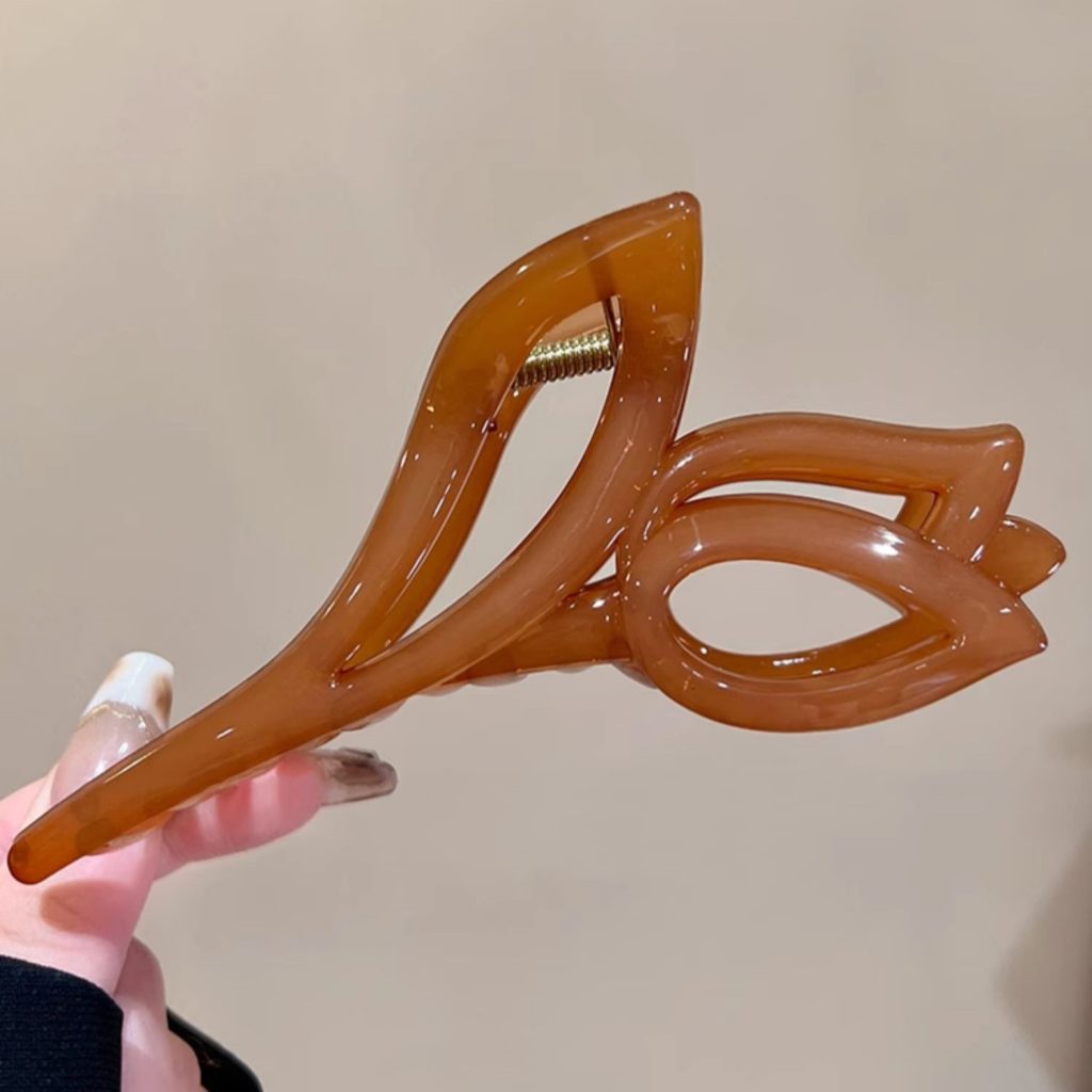 Kẹp càng cua HOA TULIP màu nâu chất đẹp cao cấp B2112