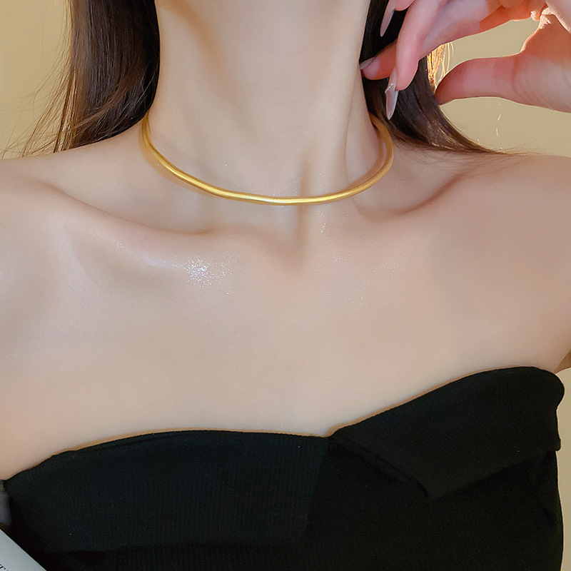 Kiềng cổ trơn cổ điển màu vàng, phụ kiện vòng cổ thời trang B1789