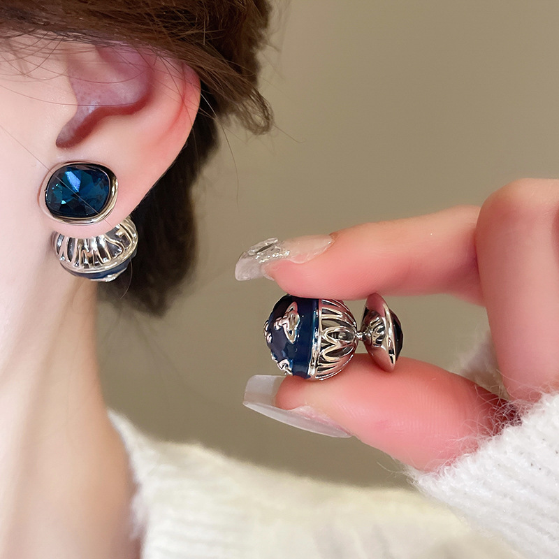 Bông tai Diorrrrr đá xanh thiết kế độc đáo sang trọng B2002