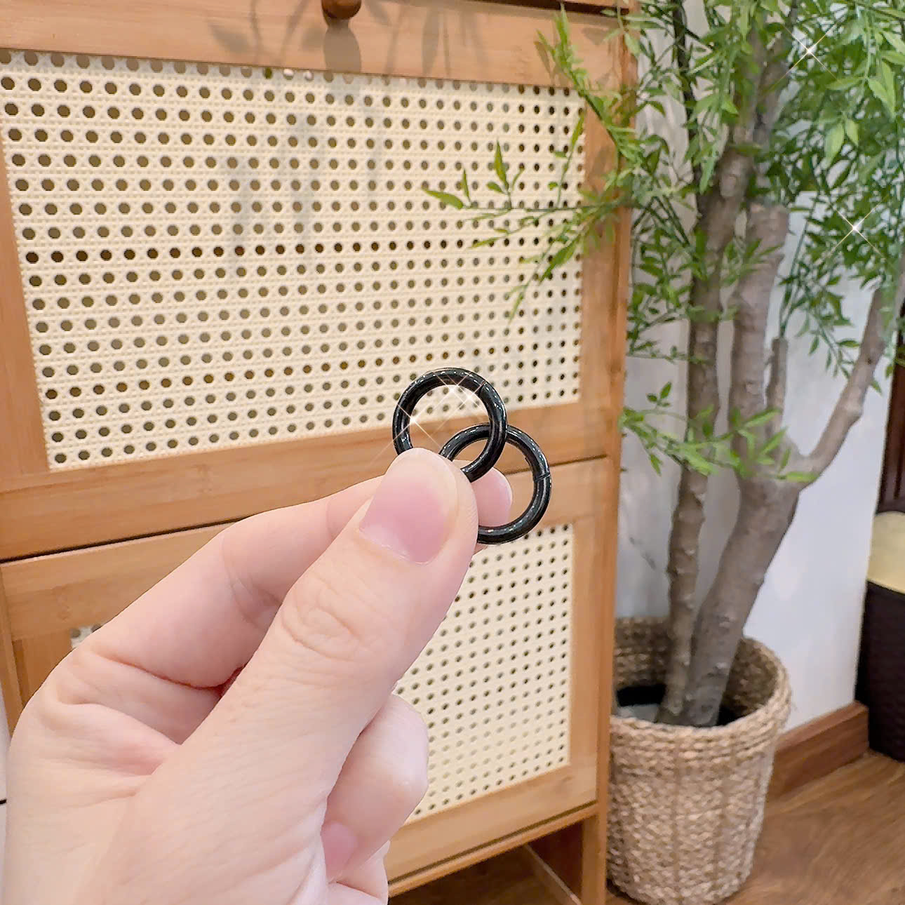 Bông tai nam, hoa tai unisex phong cách cá tính tròn trơn màu ĐEN10mm B2346