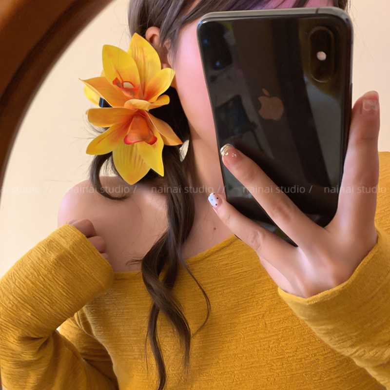 Kẹp tóc hoa sứ vàng, kẹp gắp tóc nữ đẹp B2291