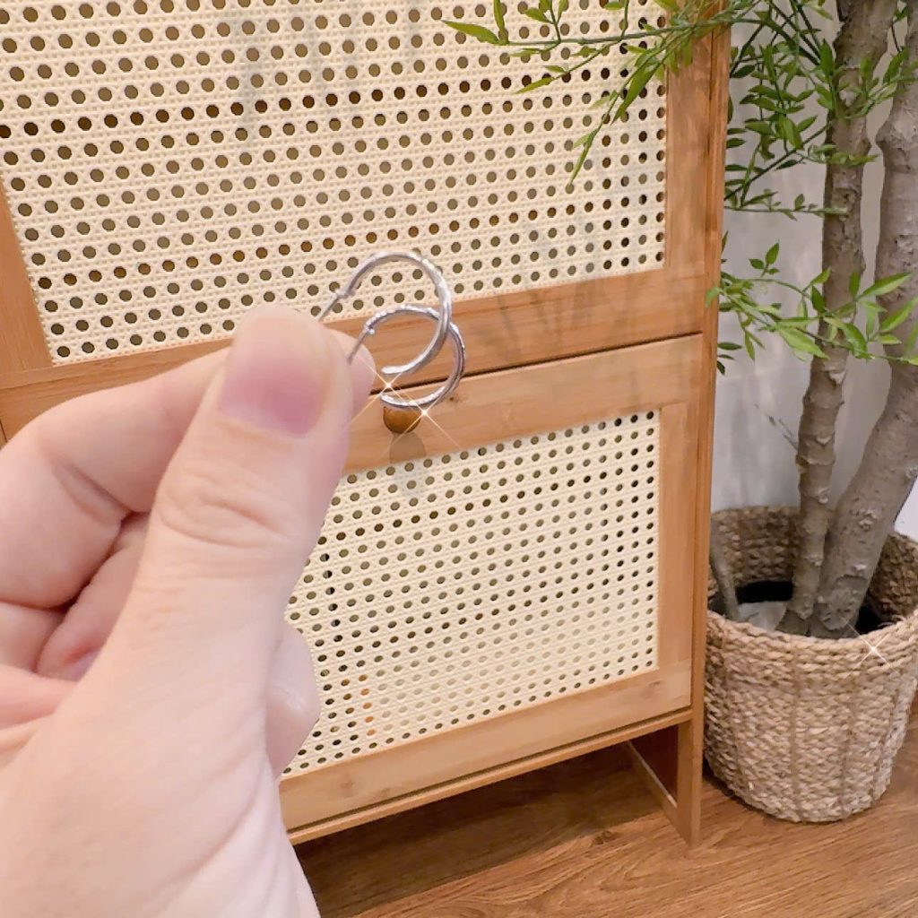 Bông tai chữ C màu bạc trơn nhí đk 1.2cm, phụ kiện hoa tai basic unisex B2375