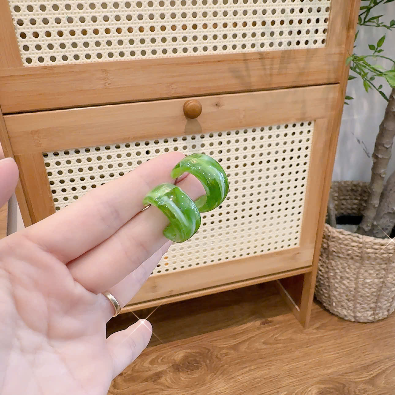 Bông tai chữ C xanh ngọc dk 1.5cm, phụ kiện hoa tai nữ màu sắc ngày hè B2372