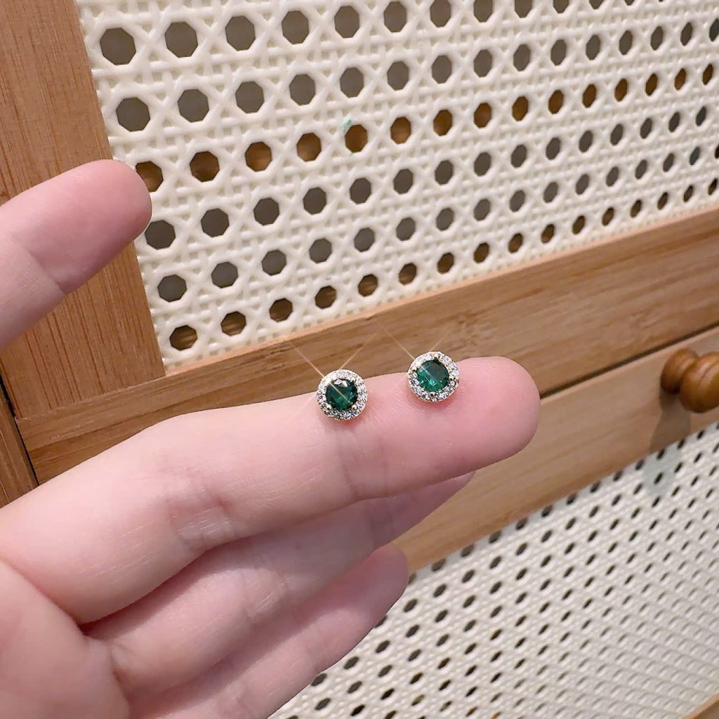 Bông tai cao cấp đá zircon hình TRÒN ĐÁ XANH xi vàng pha viền đá liti độc đáo, sang trọng B2398