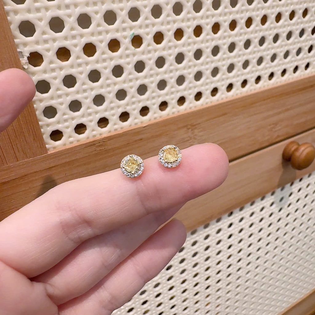 Bông tai cao cấp đá zircon hình TRÒN đá VÀNG xi vàng pha viền đá liti độc đáo, sang trọng B2395