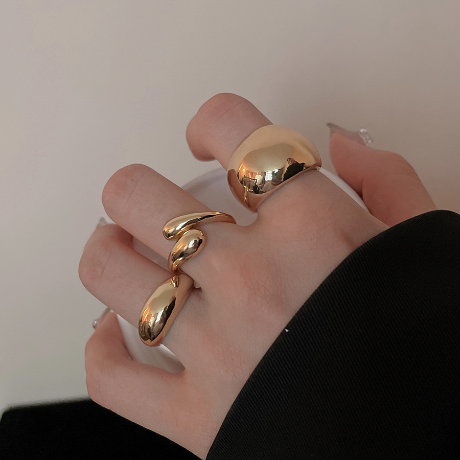 Bộ 3 nhẫn vàng basic phong cách độc đáo, cá tính B2629
