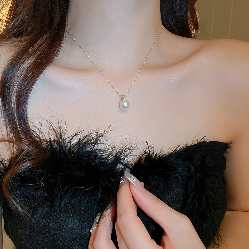 Dây chuyền mặt NGỌC ĐÁ giọt nước đơn giản xi màu vàng thanh mảnh B2579