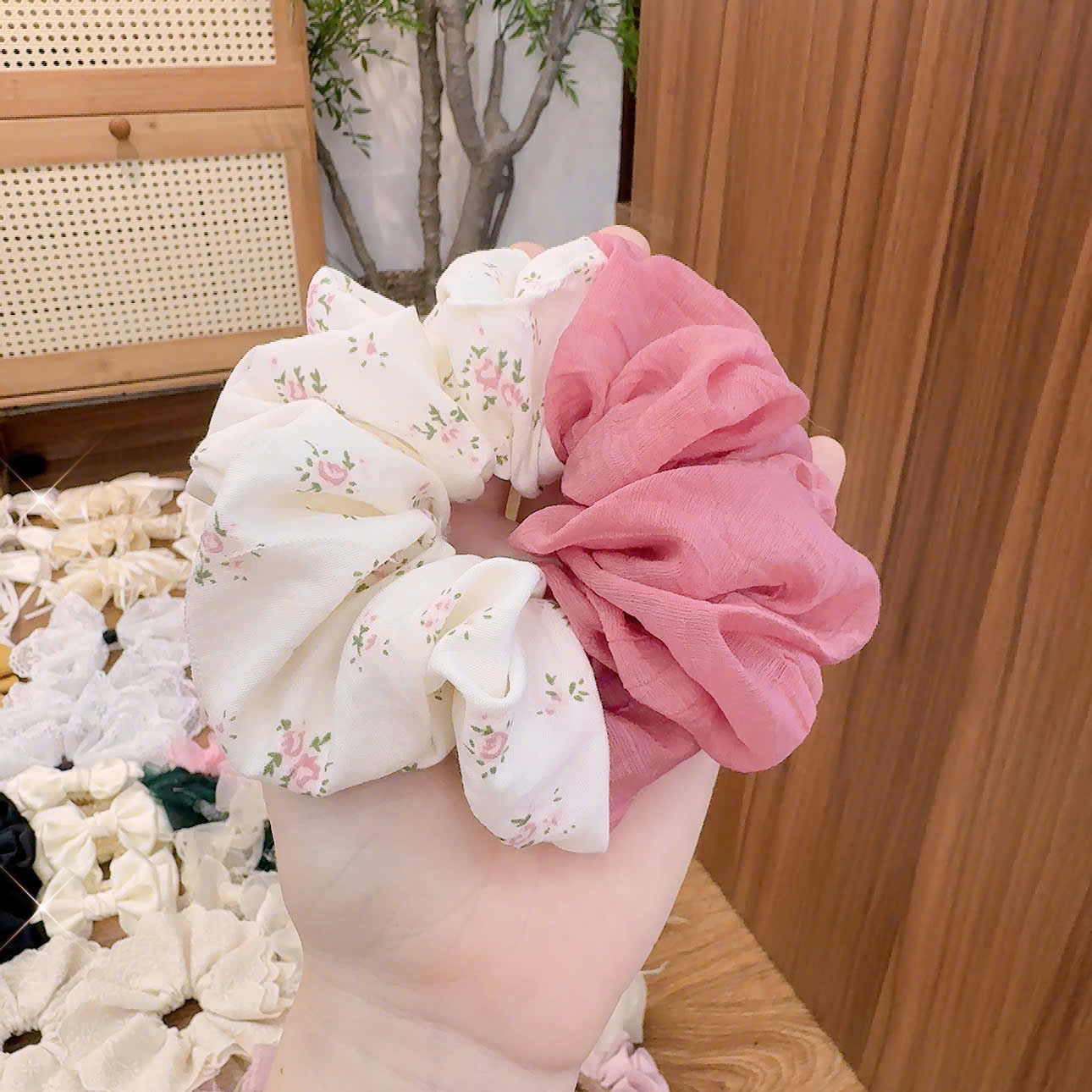 Cột tóc mix màu Độc đáo, thiết kế Đẹp B2932