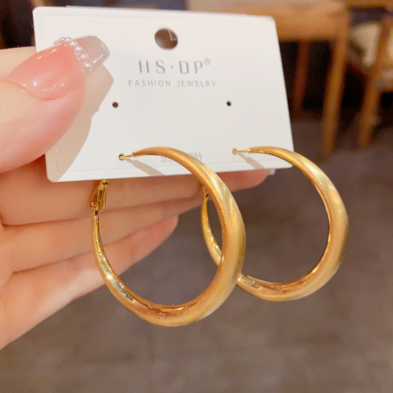 Bông tai tròn trơn tone màu VÀNG CAO CẤP đk 3.3CM B3068