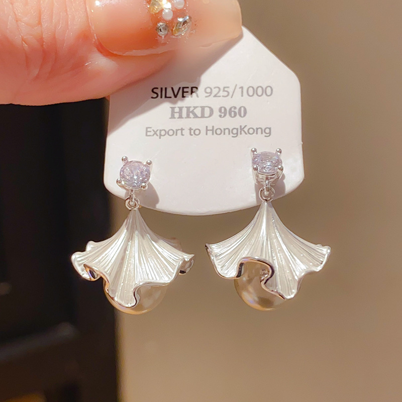 Bông tai lá bạch quả ngọc giữa thiết kế Hàn Quốc độc đáo xi cao cấp B2955