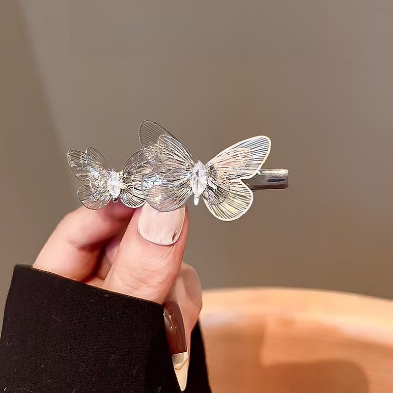 Kẹp mỏ vịt BƯỚM đính nhụy đá cao cấp B2988