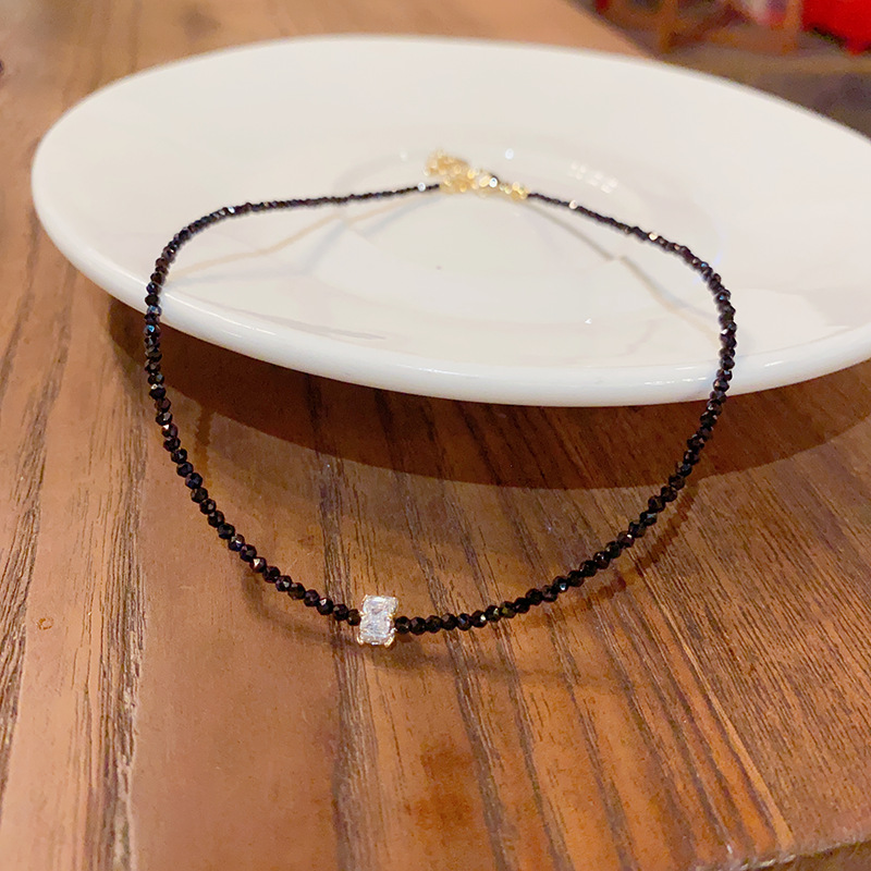Chocker mặt đá trụ cao cấp đá zircon pha lê đen, dây chuyền thời trang đơn giản tinh tế độc đáo B3057