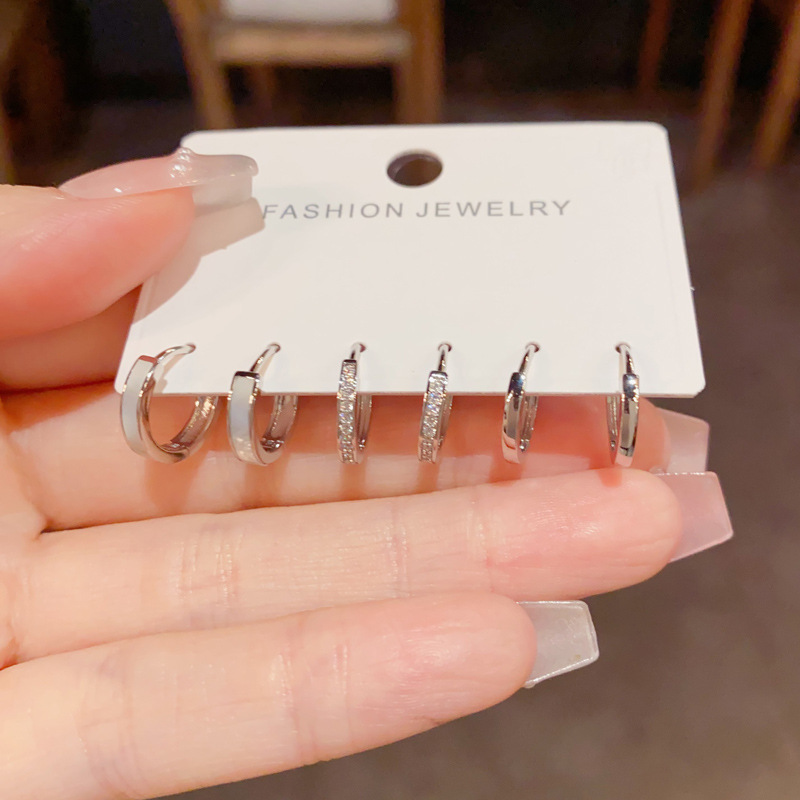 Bộ 3 đôi hoa tai trong basic vỏ sò mix đá zircon cao cấp, nhẹ nhàng, sang trọng B3100