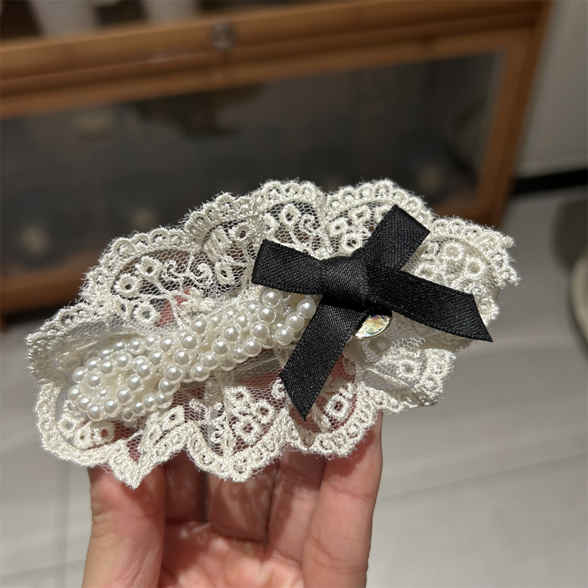 Kẹp tóc MÁI REN ngọc họa tiết nơ đen thiết kế HÀN QUỐC cao cấp B2993