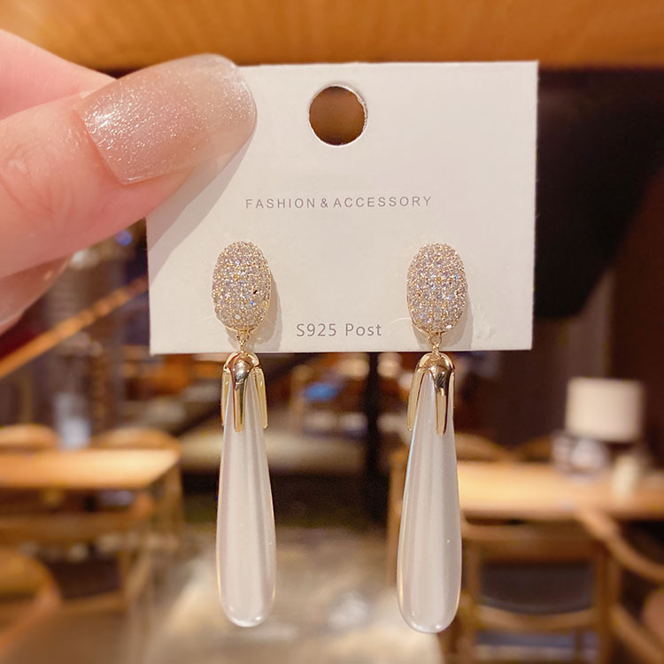 Bông tai ngọc dài thời trang, phụ kiện bông tai đi tiệc độc đáo B3250