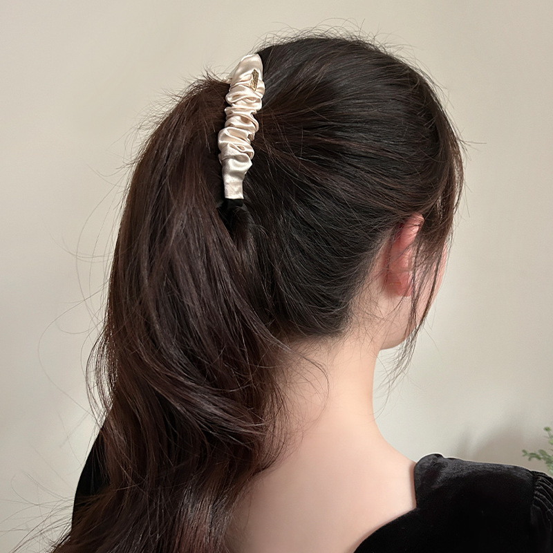 Kep dọc xếp ly đơn giản màu KEM, phụ kiện kẹp tóc độc đáo B3403