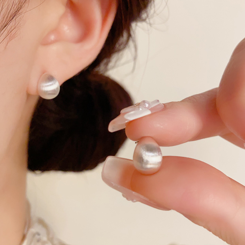 Bông tai HẠT ĐẬU màu BẠC basic cao cấp, bông tai thời trang độc đáo B3496