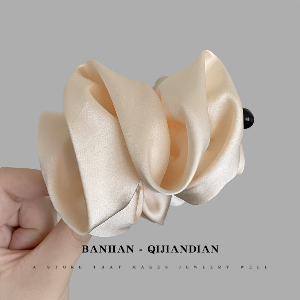 Kẹp dọc xếp ly LỤa màu KEM cao cấp sang trọng, phụ kiện kẹp tóc nữ đẹp, độc đáo B3423