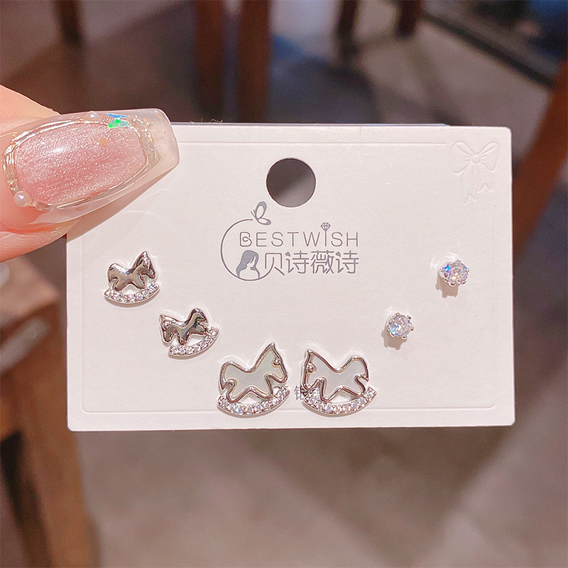 Bộ 3 đôi hoa tai NGỰA xi bạc 925 cao cấp,bông tai nhí sát tai đẹp độc đáo thiết kế B3450