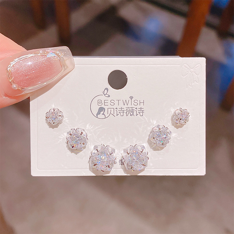 Bộ 3 đôi HOA TAI quả cầu 3 size lớn nhỏ đá zircon xi bạc 925 cao cấp, bông tai nụ đá nhí B3451