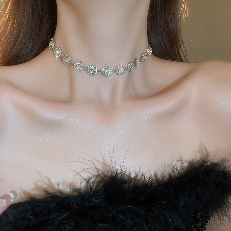 Vòng cổ chocker full đá màu BẠC đơn giản, sang trong, phụ kiện vòng cổ đi tiệc độc đáo B3571