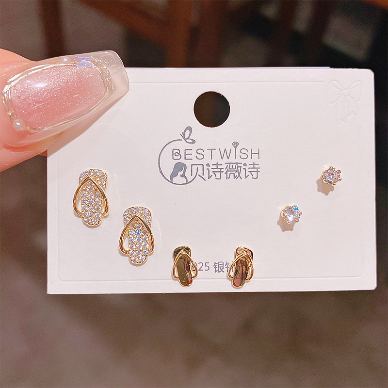 Bộ 3 đôi HOA TAI DÉP đính đá cao cấp, bộ 3 đôi hoa tai sát tai nhí thiết kế B3455