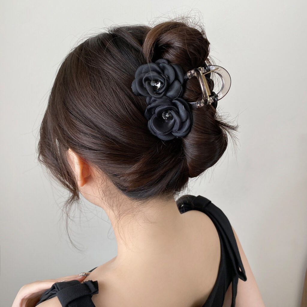 Kẹp càng cua 8cm HOA HỒNG ĐÔI màu ĐEN thiết kế độc đáo, cao cấp, phụ kiện kẹp tóc đẹp, sang trọng, quà tặng độc đáo B3312