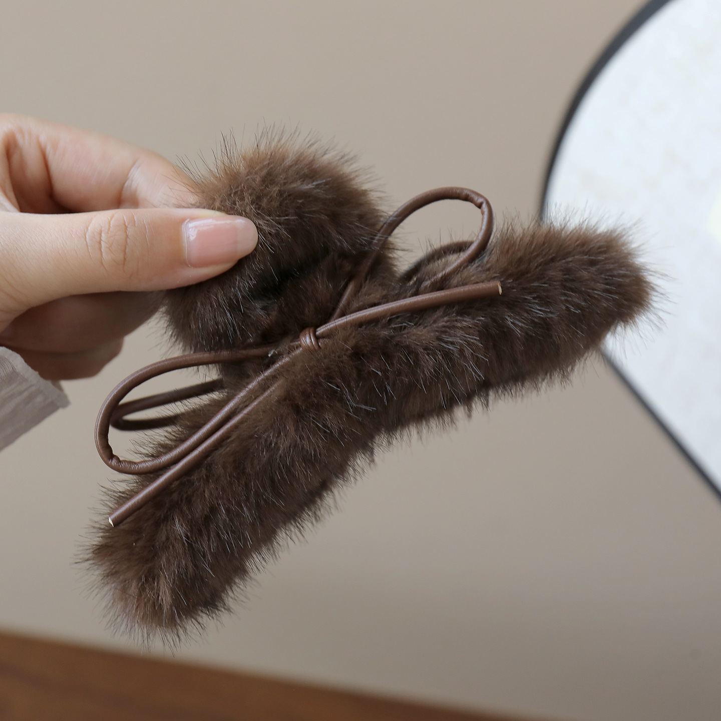 Kẹp gắp lớn NƠ lông chuột màu NÂU, phụ kiện kẹp tóc nữ ĐẸP, độc đáo, quà tặng xinh B3359