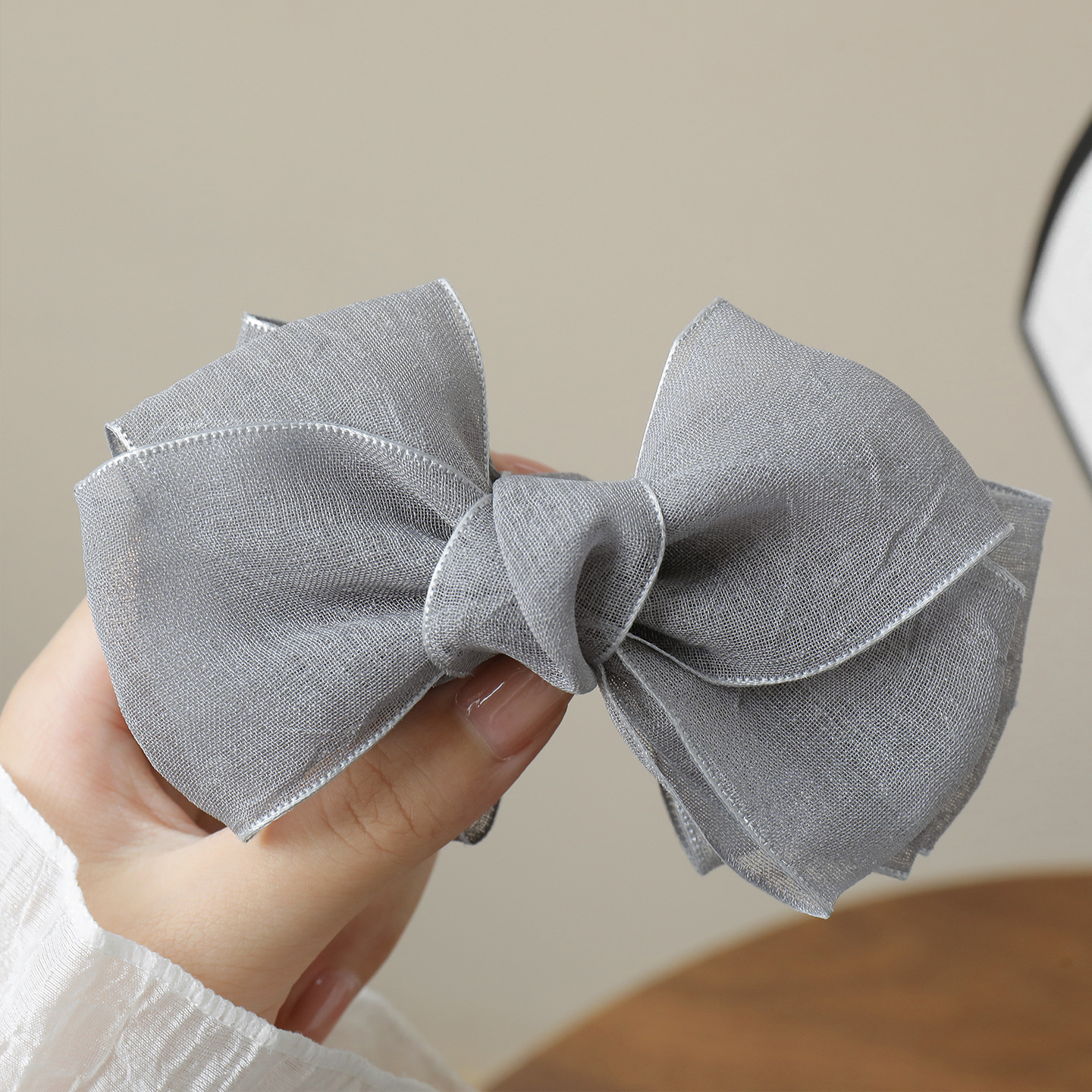 Kẹp dọc tóc NƠ XANH NHẠT voan cao cấp, phụ kiện kẹp tóc nữ ĐẸP, quà tặng phụ nữ độc đáo B3372