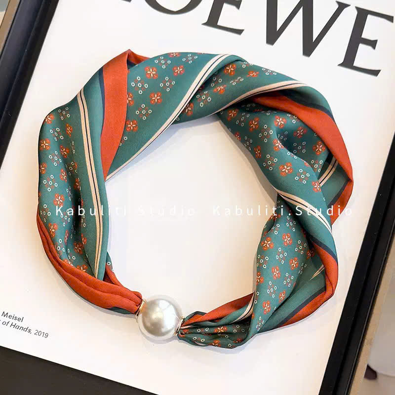 Vòng cổ khăn lụa XANH ĐỎ cánh hoa nhỏ, phụ kiện vòng cổ đẹp B3227