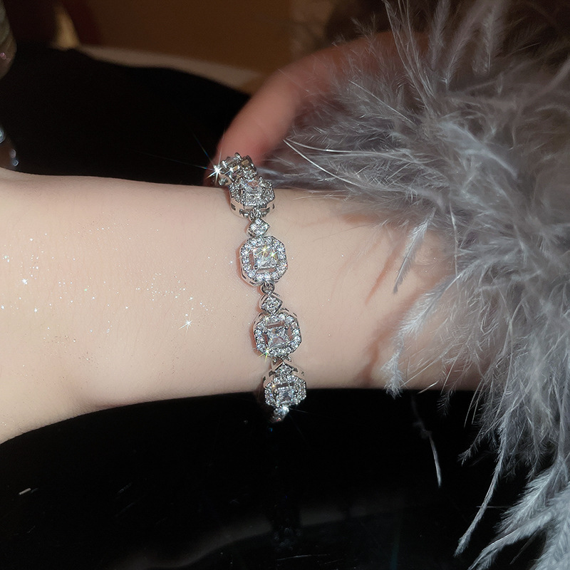 Lắc tay hình học đá zircon xi bạc 925 cao cấp, lắc tay quà tặng bạn gái độc đáo B3575