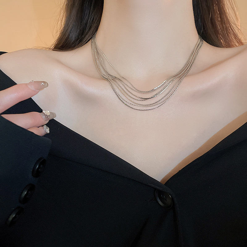Dây chuyền nhiều tầng màu bạc basic sang trọng, phụ kiện vòng cổ đi tiệc độc đáo B3558