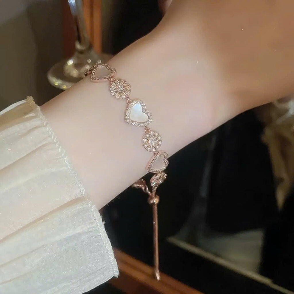 Lắc tay TRÁI TIM tình yêu VÀNG HỒNG xà cừ cao cấp, lắc tay nữ độc đáo, cao cấp,quà tặng bạn gái độc đáo B3561