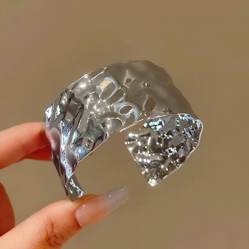 Vòng tay cá tính màu BẠC bóng sóng nhẹ, vòng tay nữ phong cách B3552