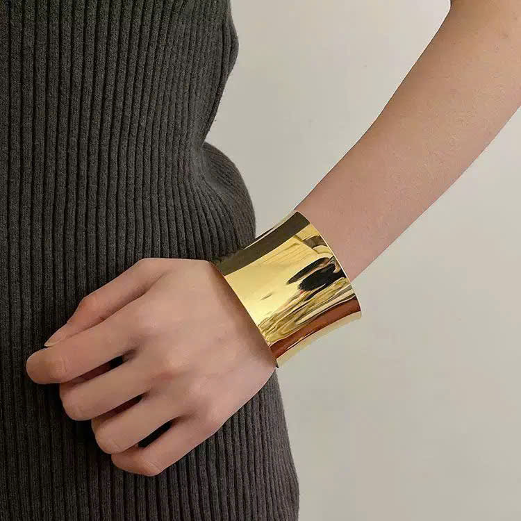 Vòng tay, vòng bắp tay TRƠN màu VÀNG, vòng tay cá tính thời trang độc đáo sang trọng B3551