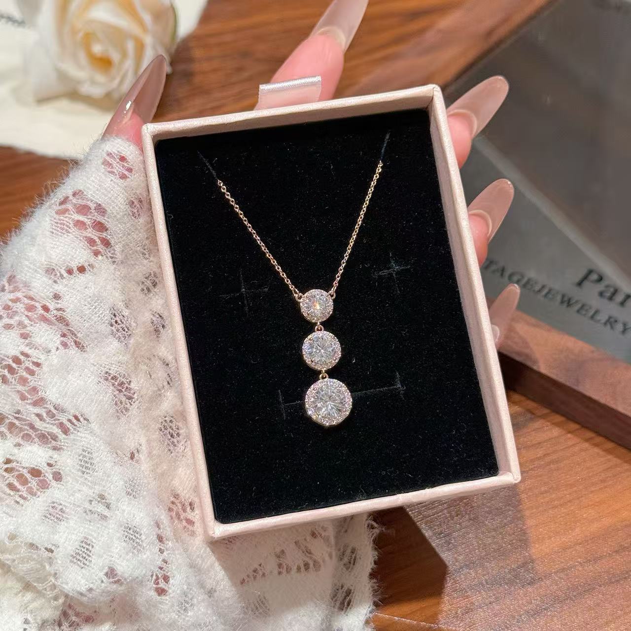 Dây chuyền ĐÁ ZIRCON lấp lánh siêu đẹp xi vàng pha cao cấp, quà tặng bạn gái độc đáo, phụ kiện dây chuyền đi tiệc B3701
