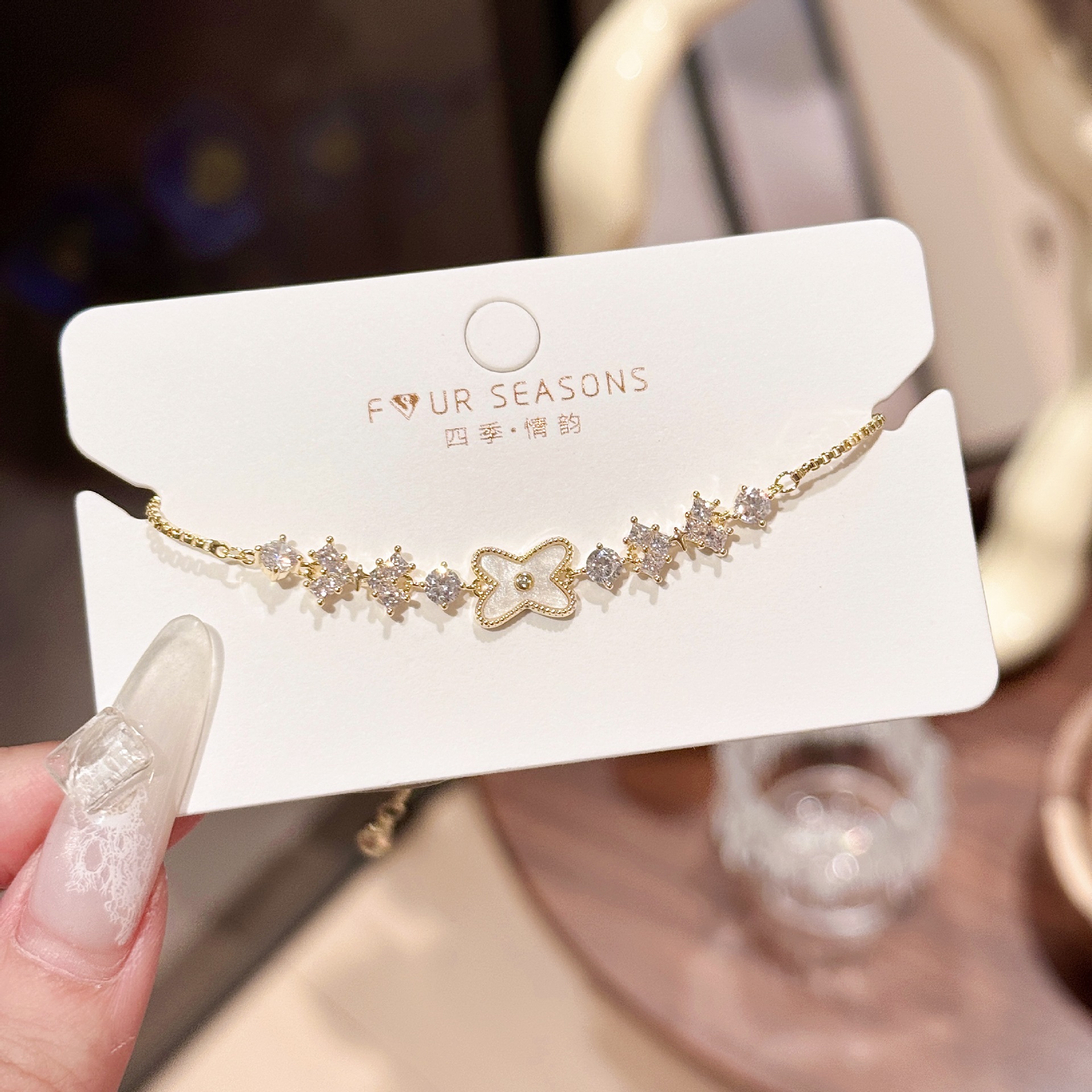 Lắc tay nữ CỎ 4 lá may mắn xà cừ freesize rút chỉnh mix đá zircon xi vàng pha cao cấp, quà tặng bạn gái B3687