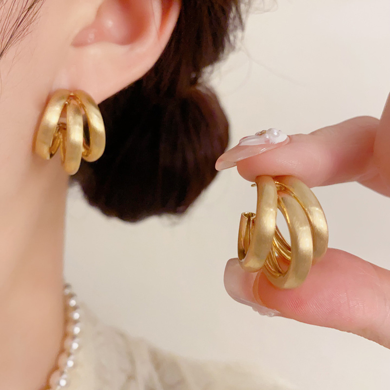 Bông tai chữ C 3 vòng VÀNG basic đơn giản SANG TRỌNG kinh điển, nét Châu âu, hoa tai thiết kế độc đáo B4418